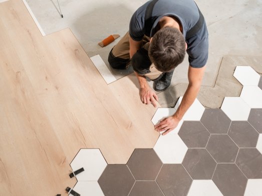 Flooring installation services in Lakeside